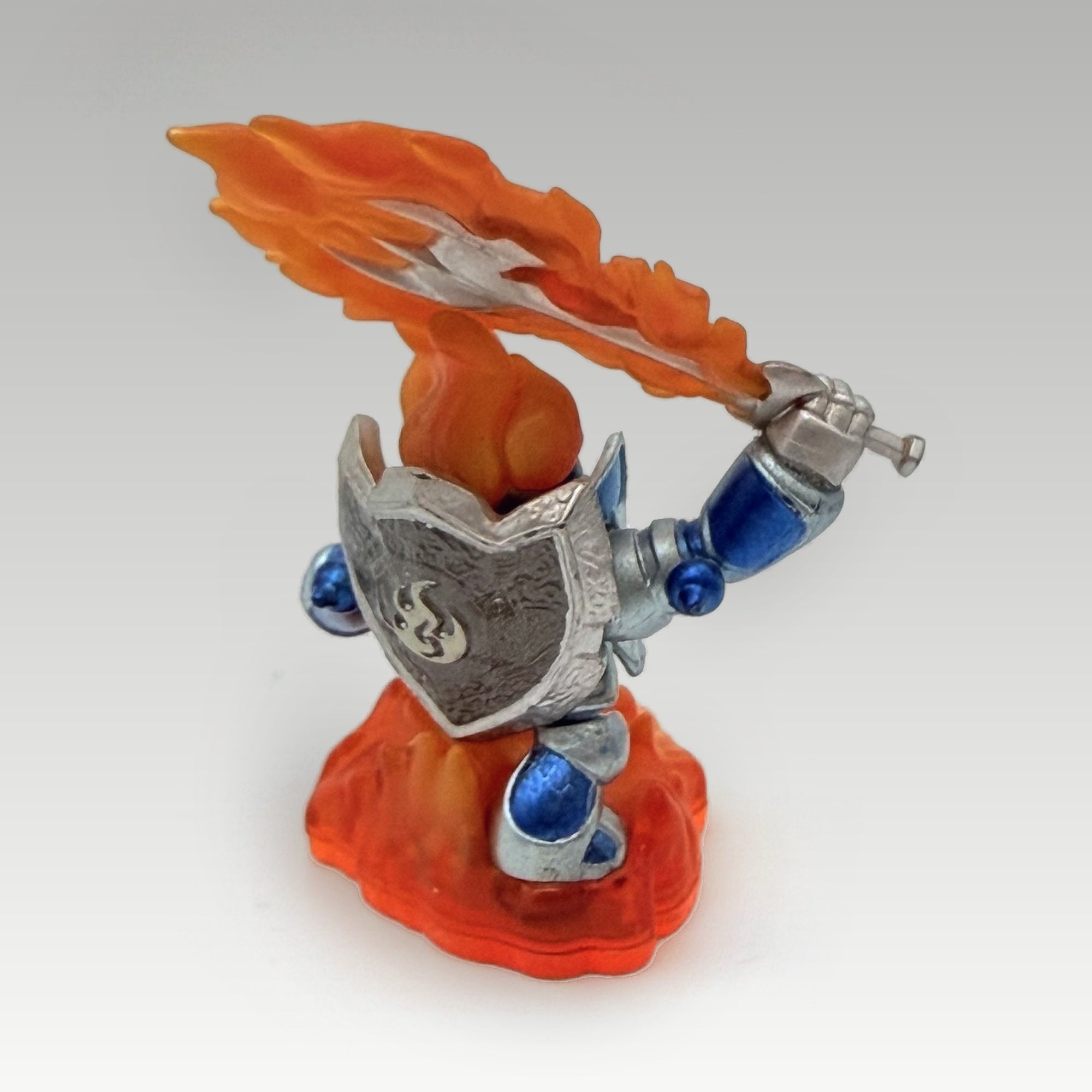 Ignitor - Giants - Skylanders • Loose (Region Free) - Image 2