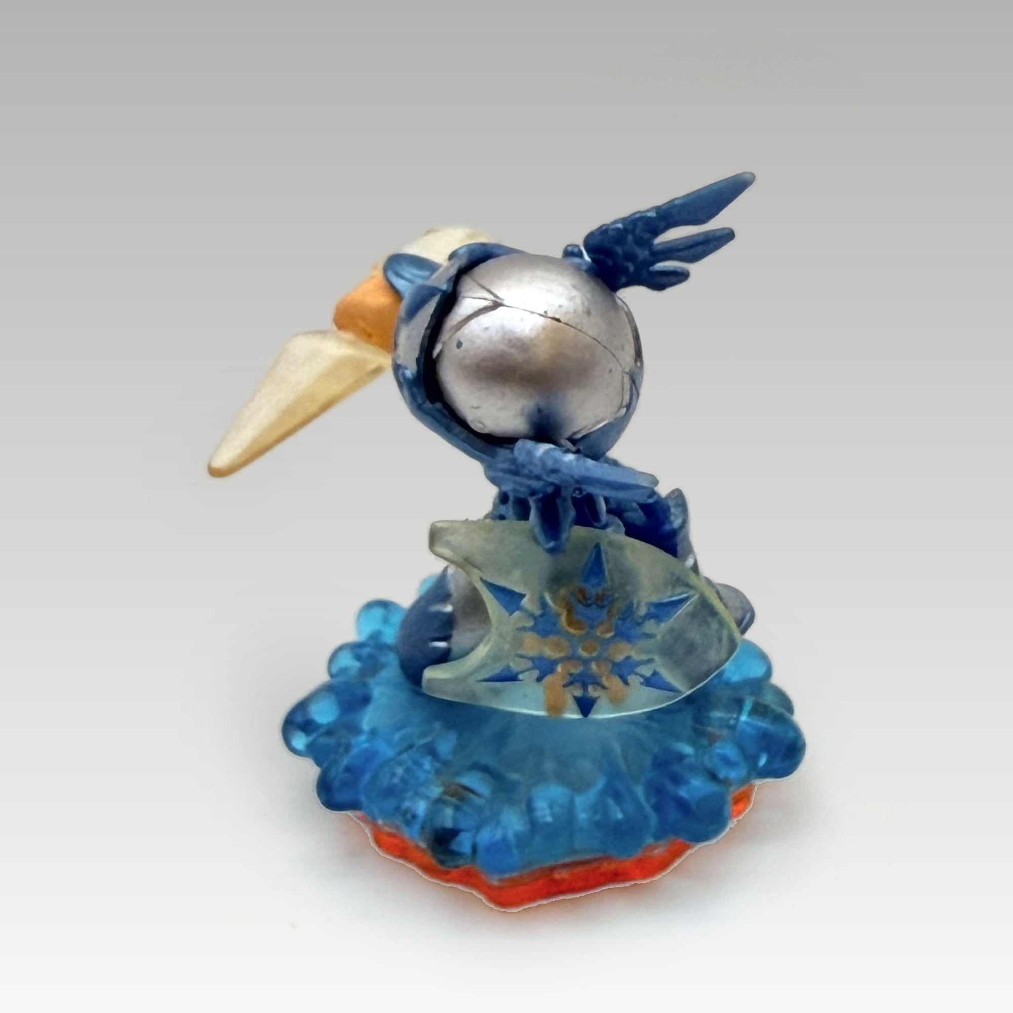 Chill - Giants, Series 2 (Blade Damage) - Skylanders • Loose (Region Free) - Image 2
