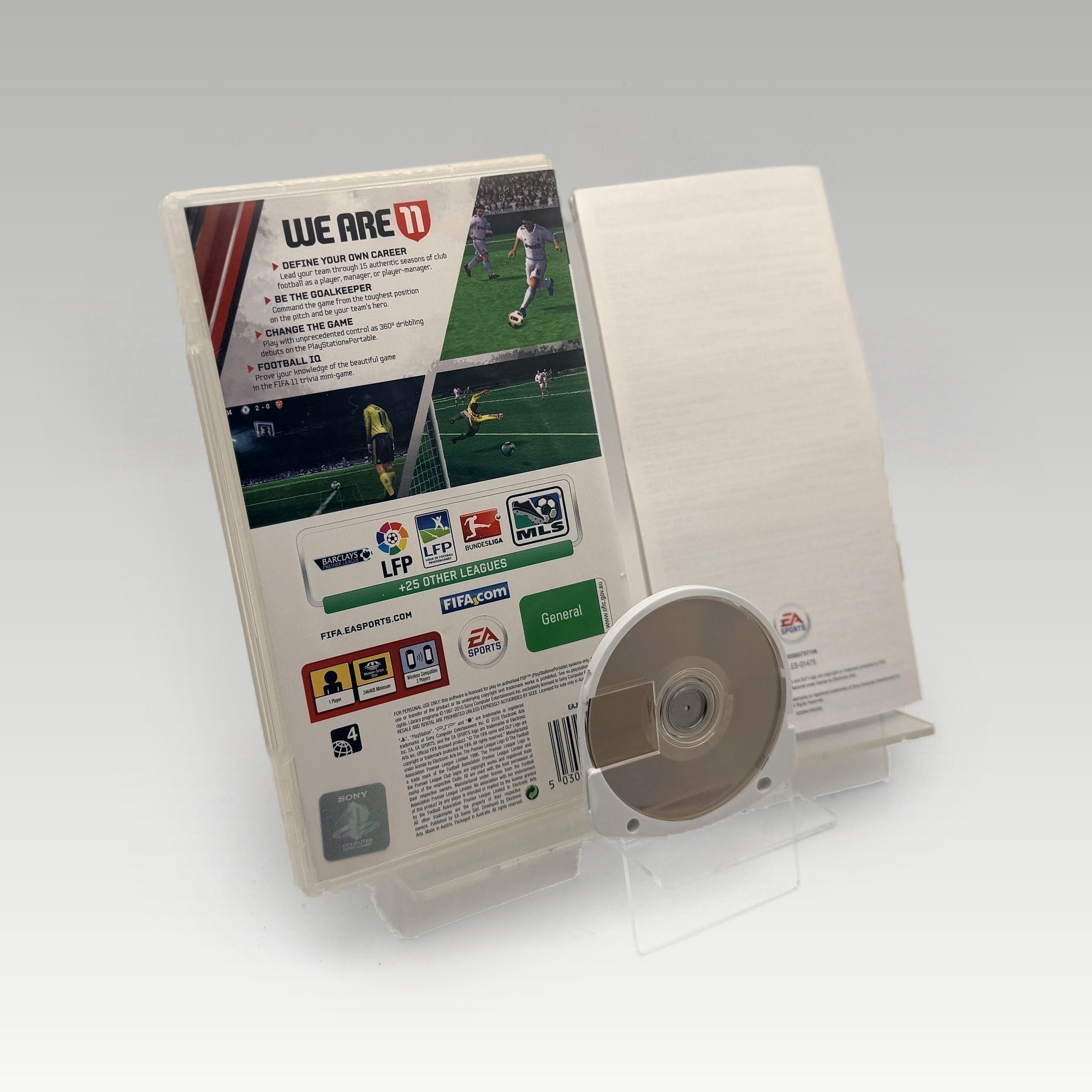 FIFA Soccer 11 • CIB (PAL) - Image 2