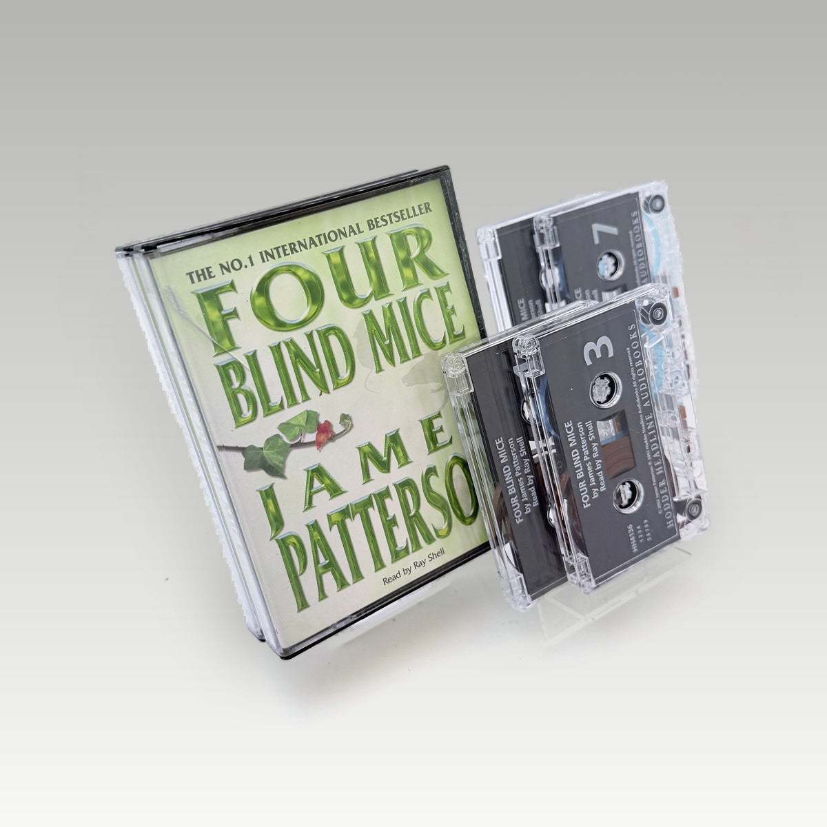 James Patterson - Four Blind Mice • CIB - Front Cover | Yappa NZ