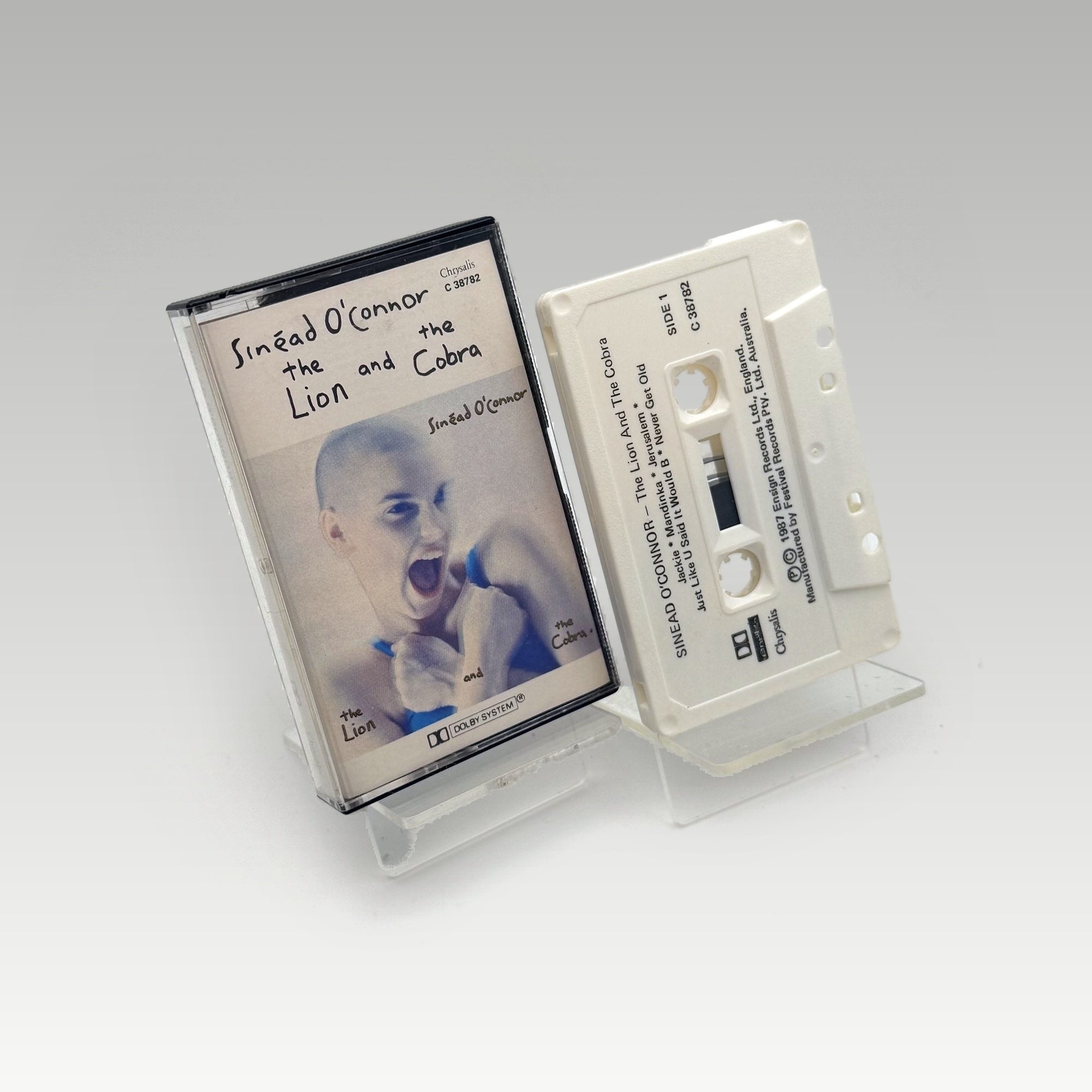 Sinéad O'Connor - The Lion And The Cobra • CIB - Image 1